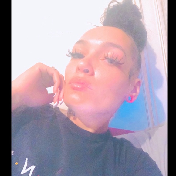 Meet your Posher, Charity - Picture 1 of 1